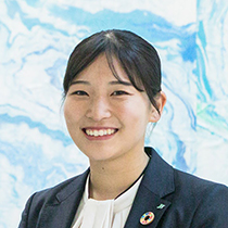 辻 恵里那さん